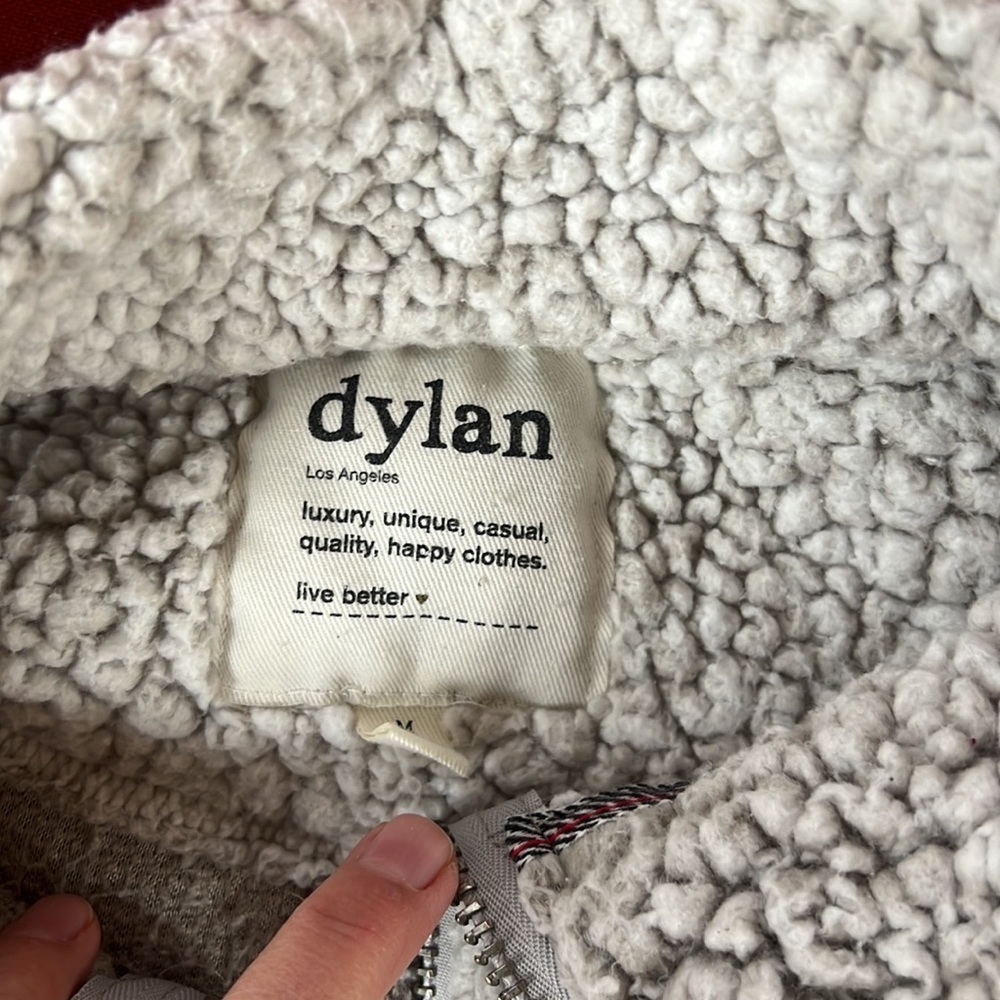 Dylan Sherpa Stadium Pullover Frosted Tips - Picture 8 of 9
